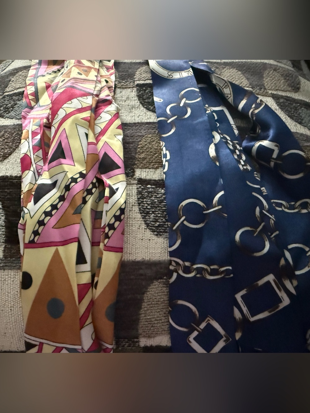 🦋NEW🦋Stylish Patterned Scarves & Wraps - Pink Multi and Navy Chain. You pick 1.